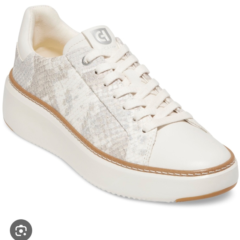 Cole Haan GrandPro Rocco’s Pearly Sneakers / Size 9